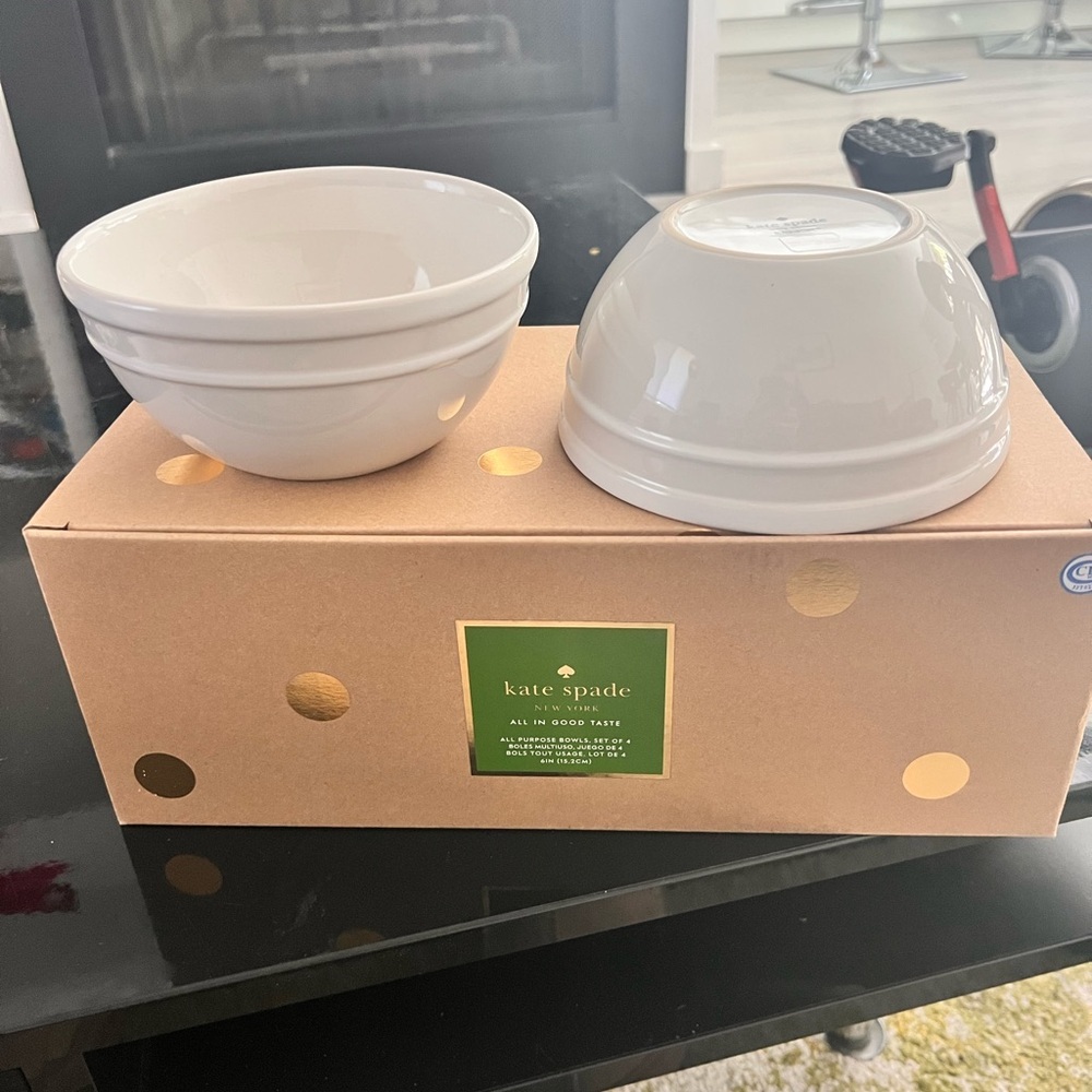 NWT Kate Spade White Ceramic Bowl Set